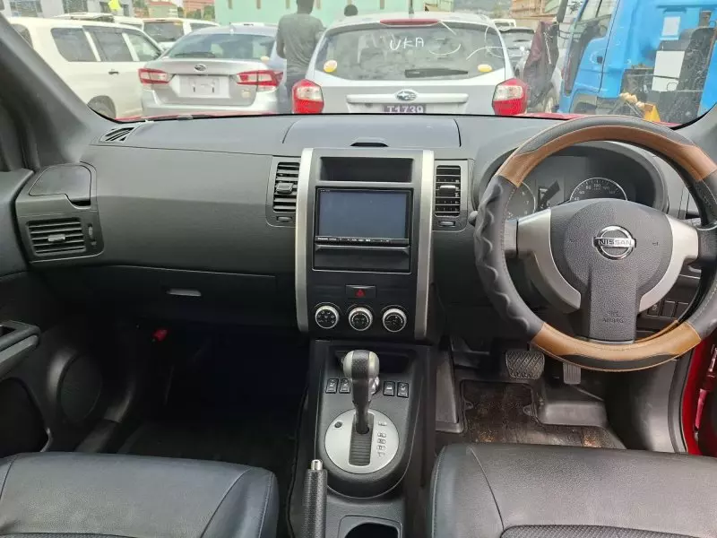 Nissan X-Trail   - 2011
