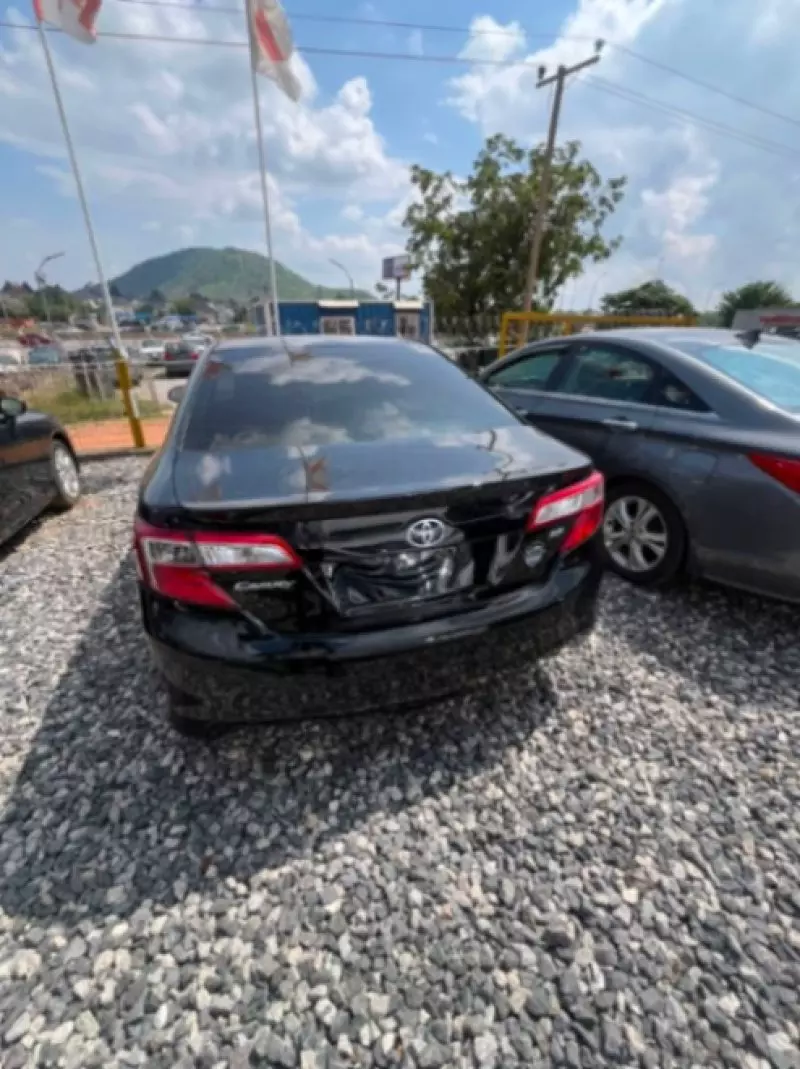 TOYOTA Camry   - 2014