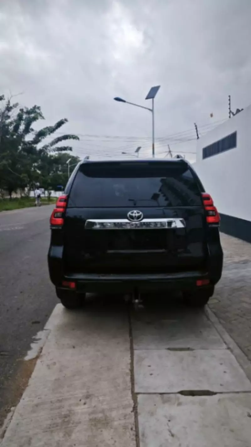 TOYOTA Landcruiser Prado - 2019