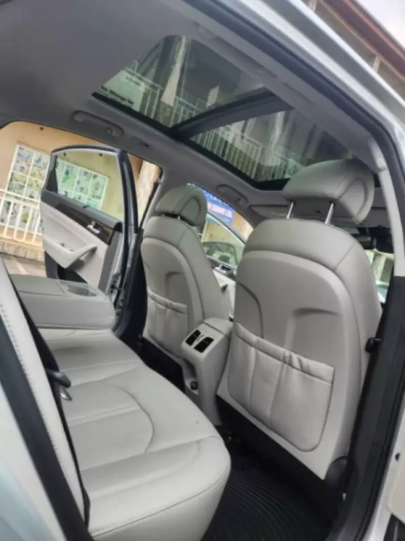 Hyundai Sonata   - 2015