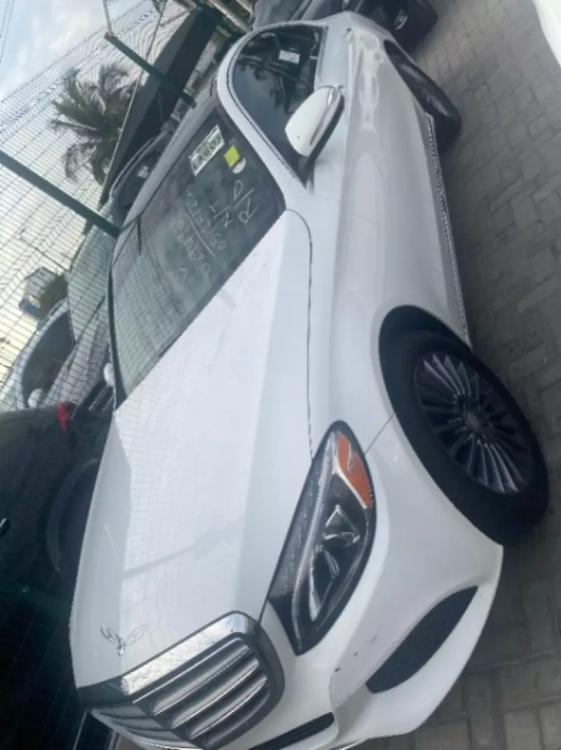 Mercedes-Benz C-Class   - 2015