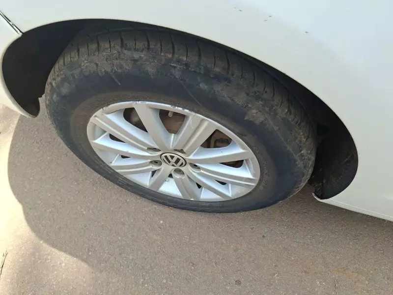 Volkswagen Golf   - 2011