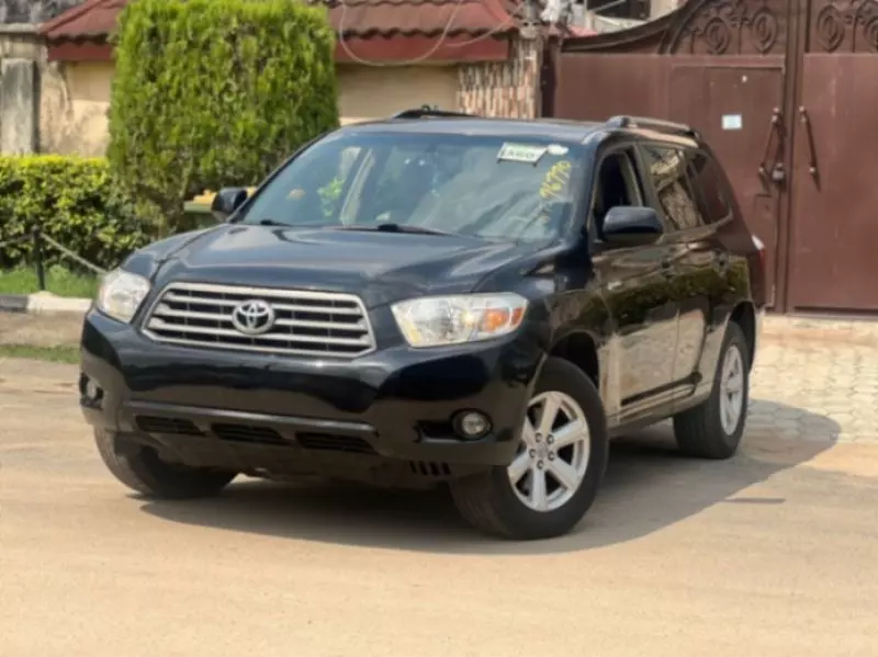 Toyota Highlander - 2010