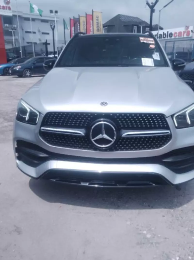 Mercedes-Benz GLE-Class   - 2020