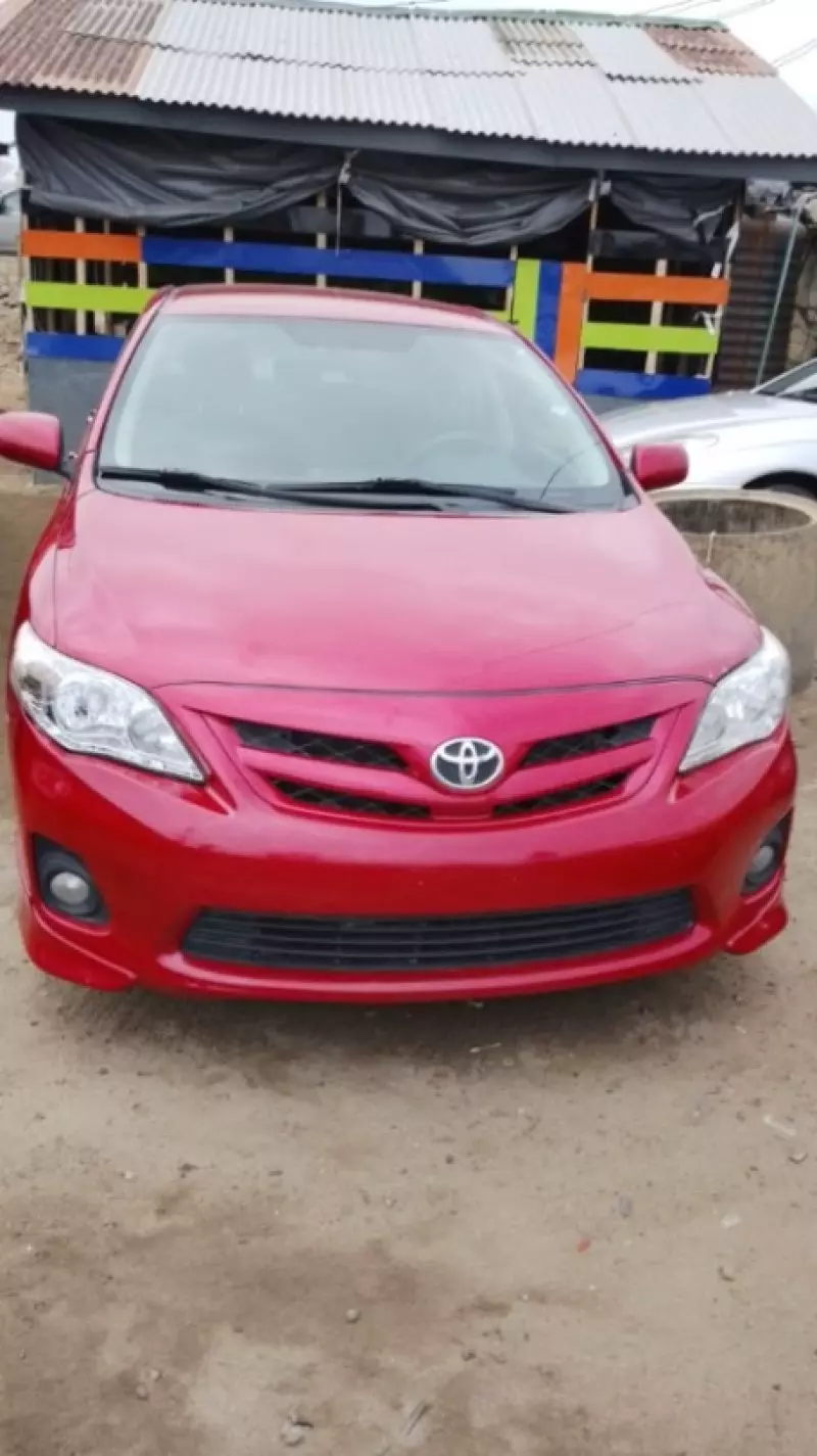 TOYOTA Corolla   - 2011