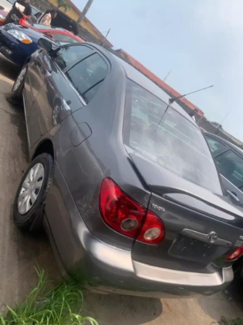 Toyota Corolla   - 2013