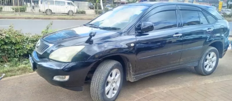 Toyota Harrier   - 2011