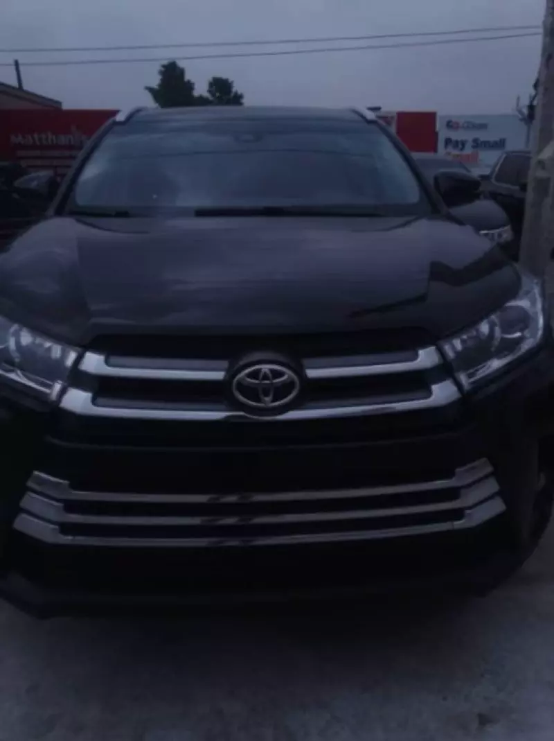 Toyota Highlander   - 2019