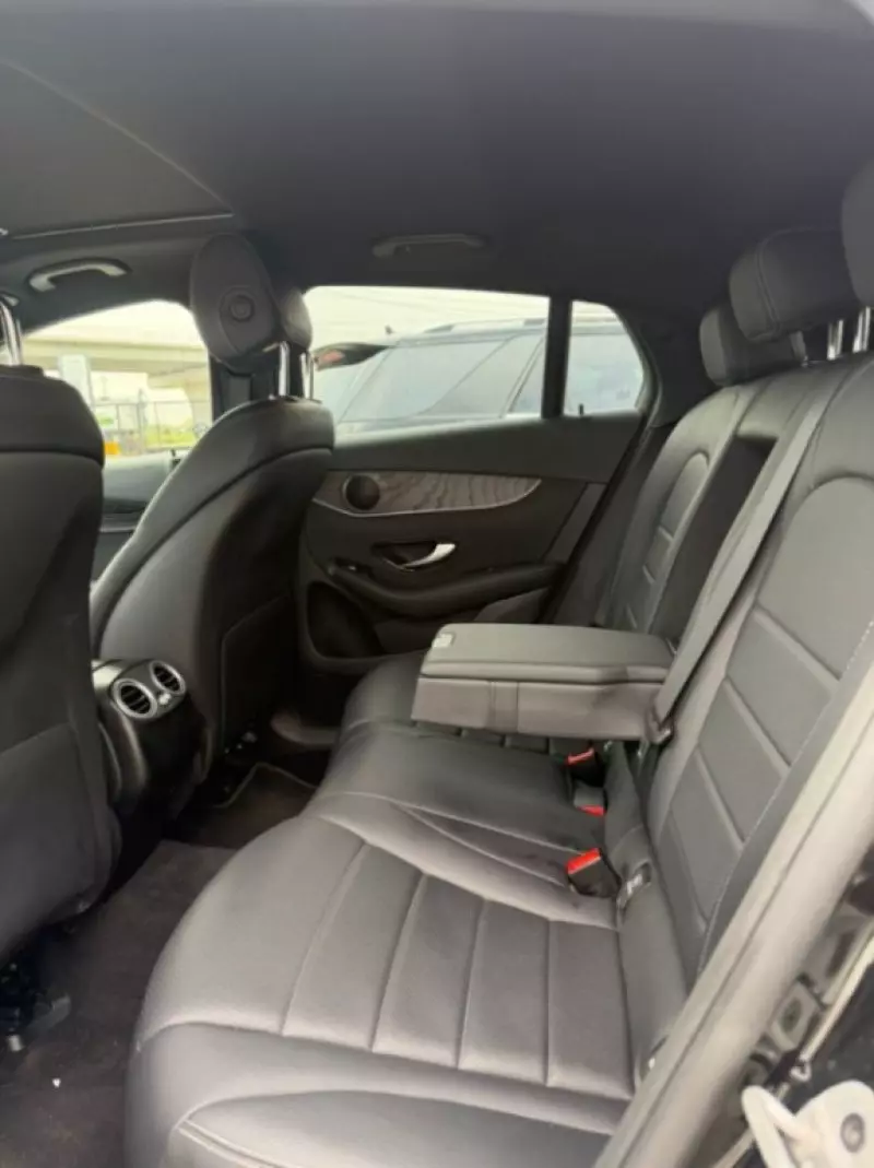 Mercedes-Benz GLC 300   - 2018