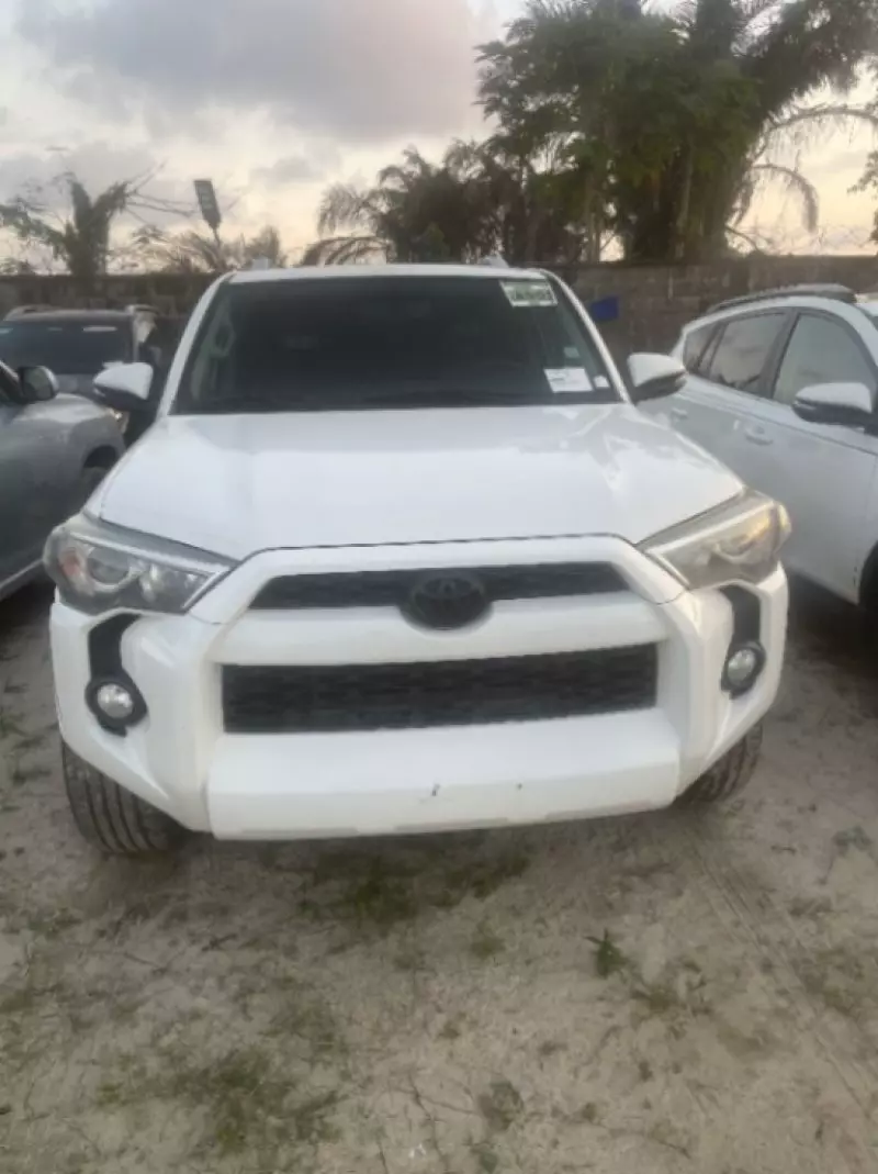 TOYOTA 4Runner   - 2016
