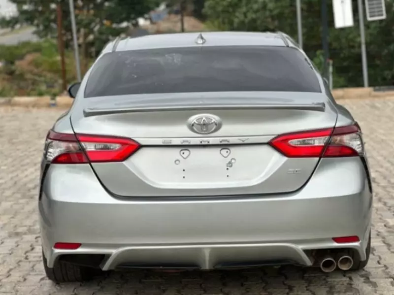 TOYOTA Camry   - 2018