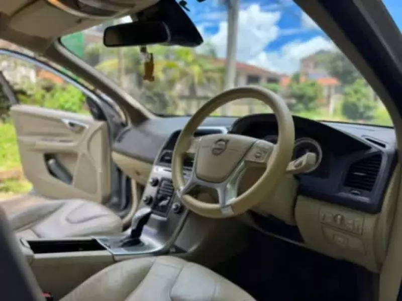 Volvo XC60   - 2014