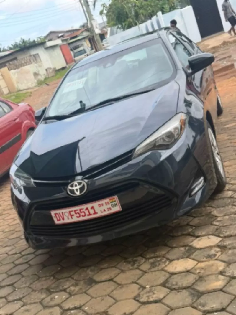 TOYOTA Corolla   - 2018
