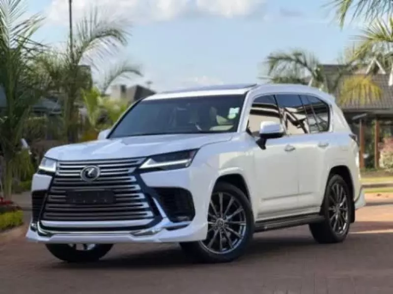 Lexus LX 600   - 2023