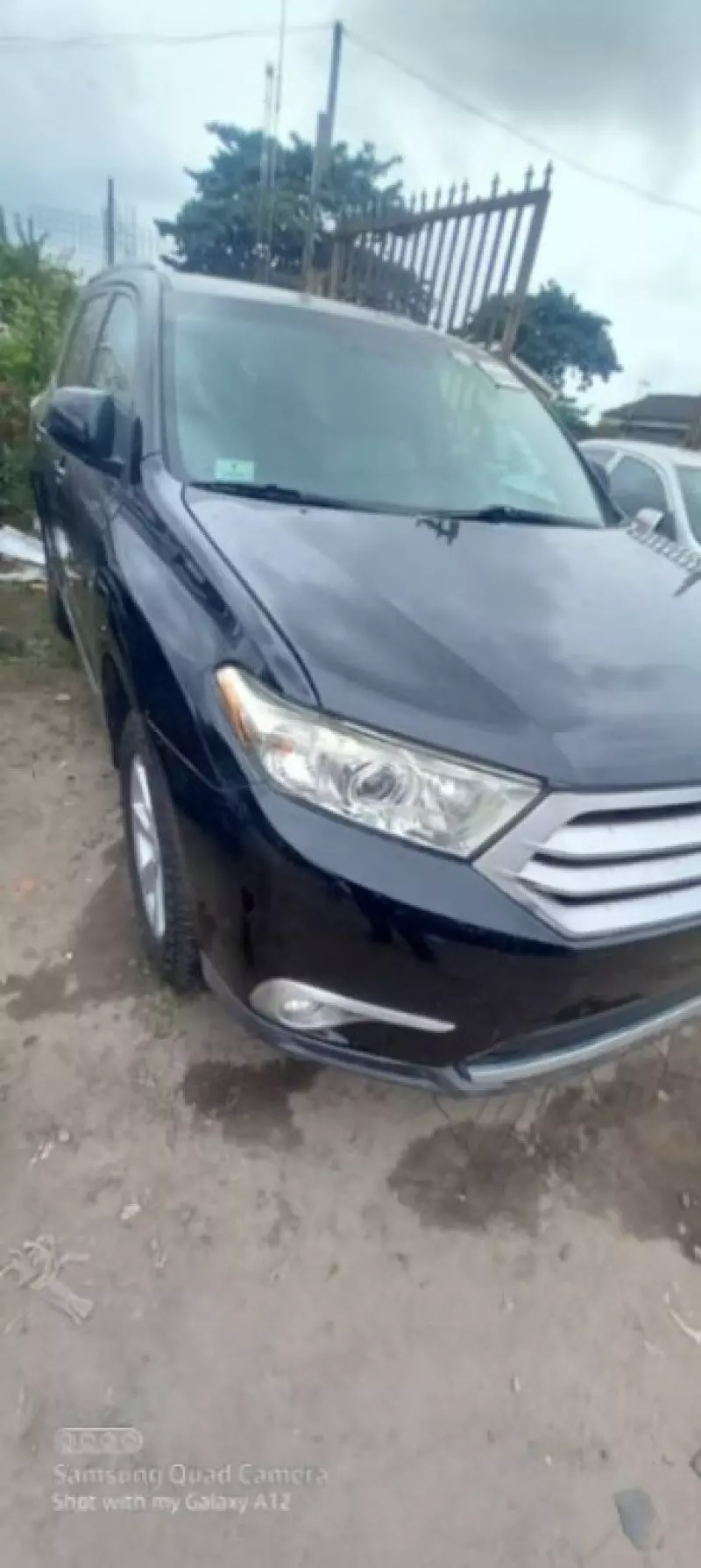Toyota Highlander   - 2012