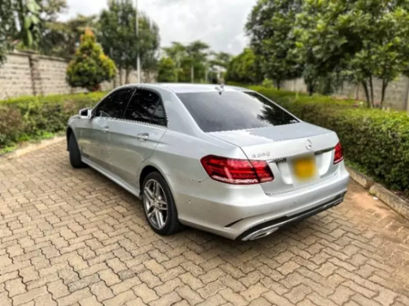 Mercedes-Benz E 250   - 2014