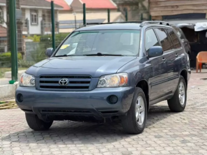 Toyota Highlander   - 2005
