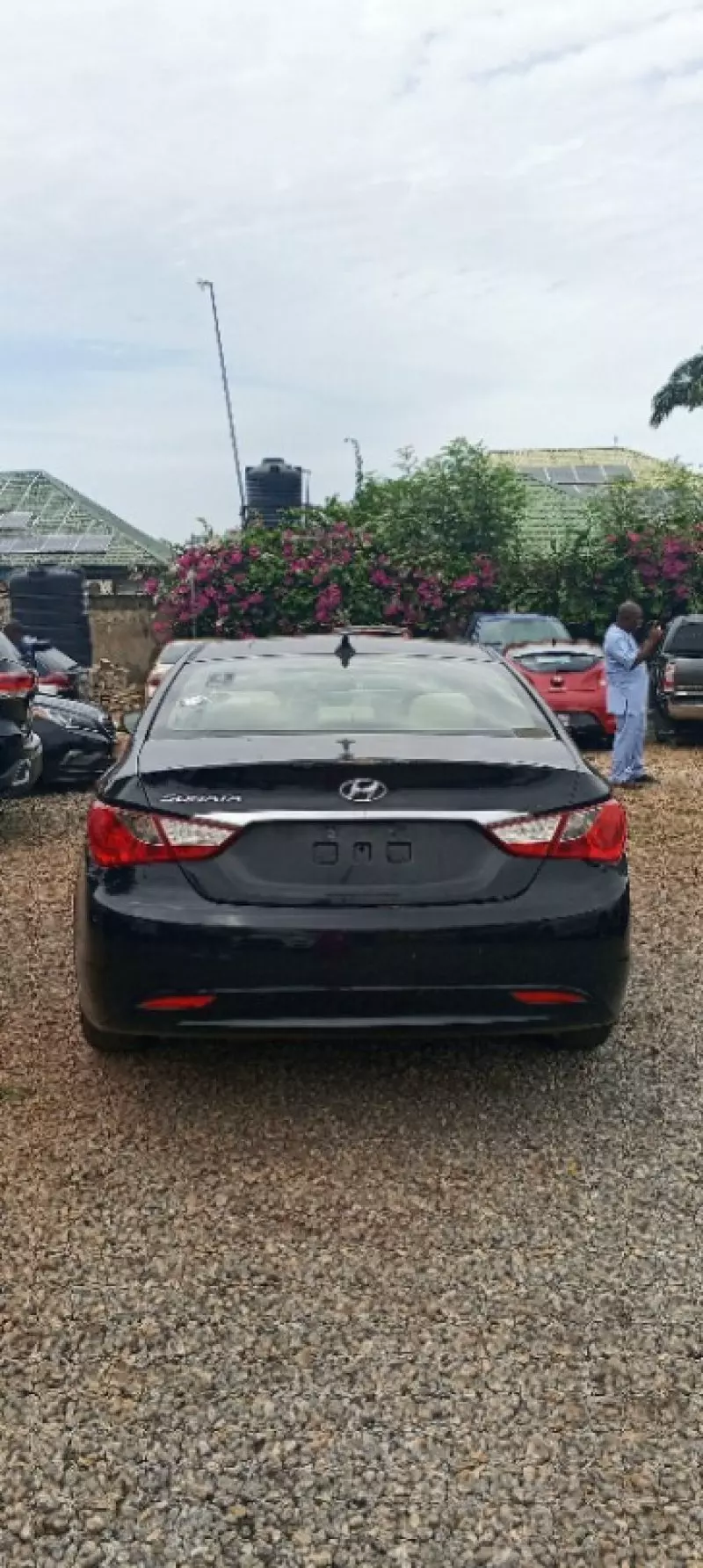 Hyundai Sonata   - 2011