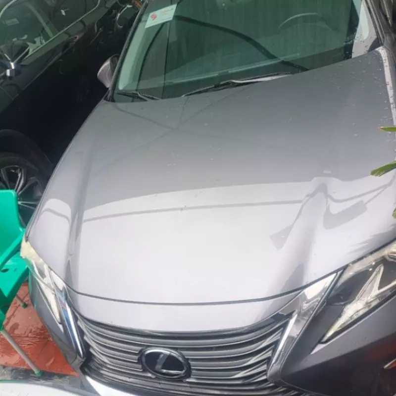 Lexus ES   - 2016