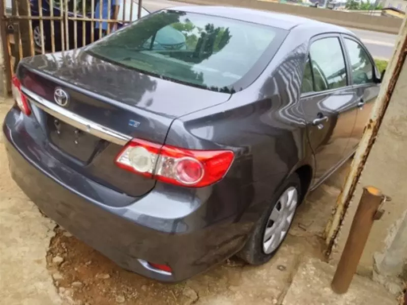 TOYOTA Corolla   - 2012