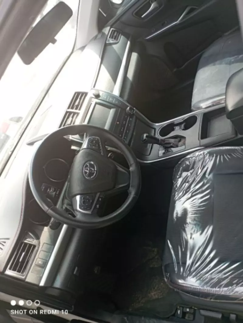 Toyota Camry - 2017