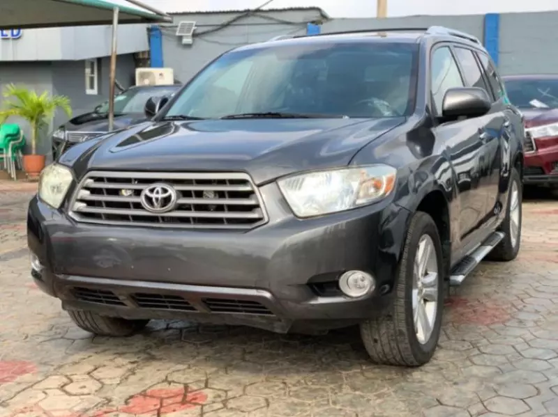Toyota Highlander   - 2009