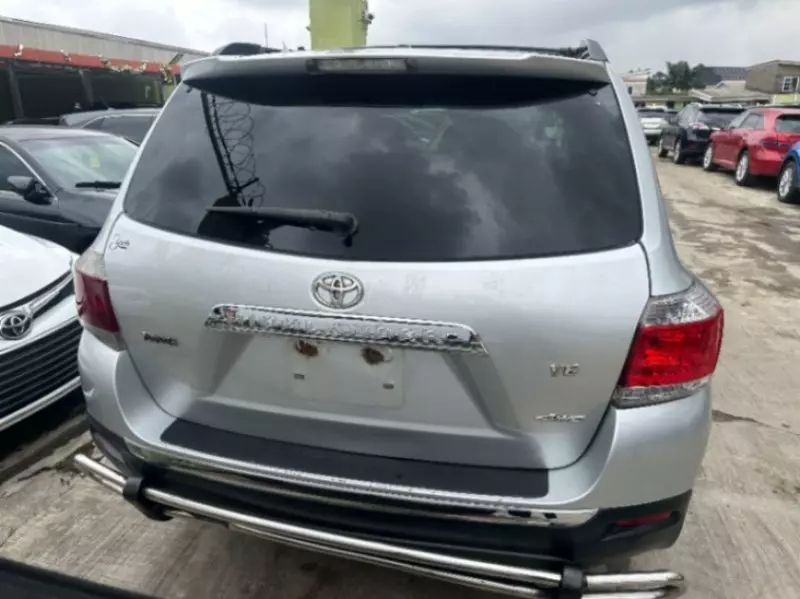 TOYOTA Highlander - 2012