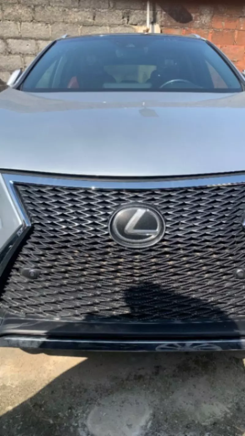 Lexus RX   - 2019