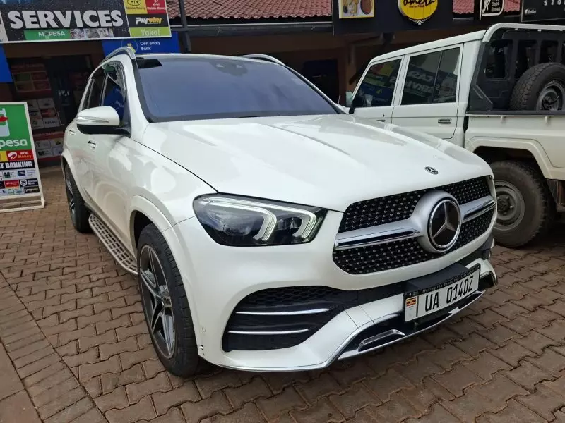 Mercedes-Benz GLE 400   - 2019