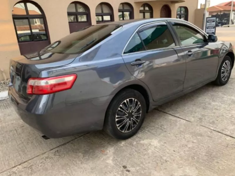 Toyota Camry   - 2007