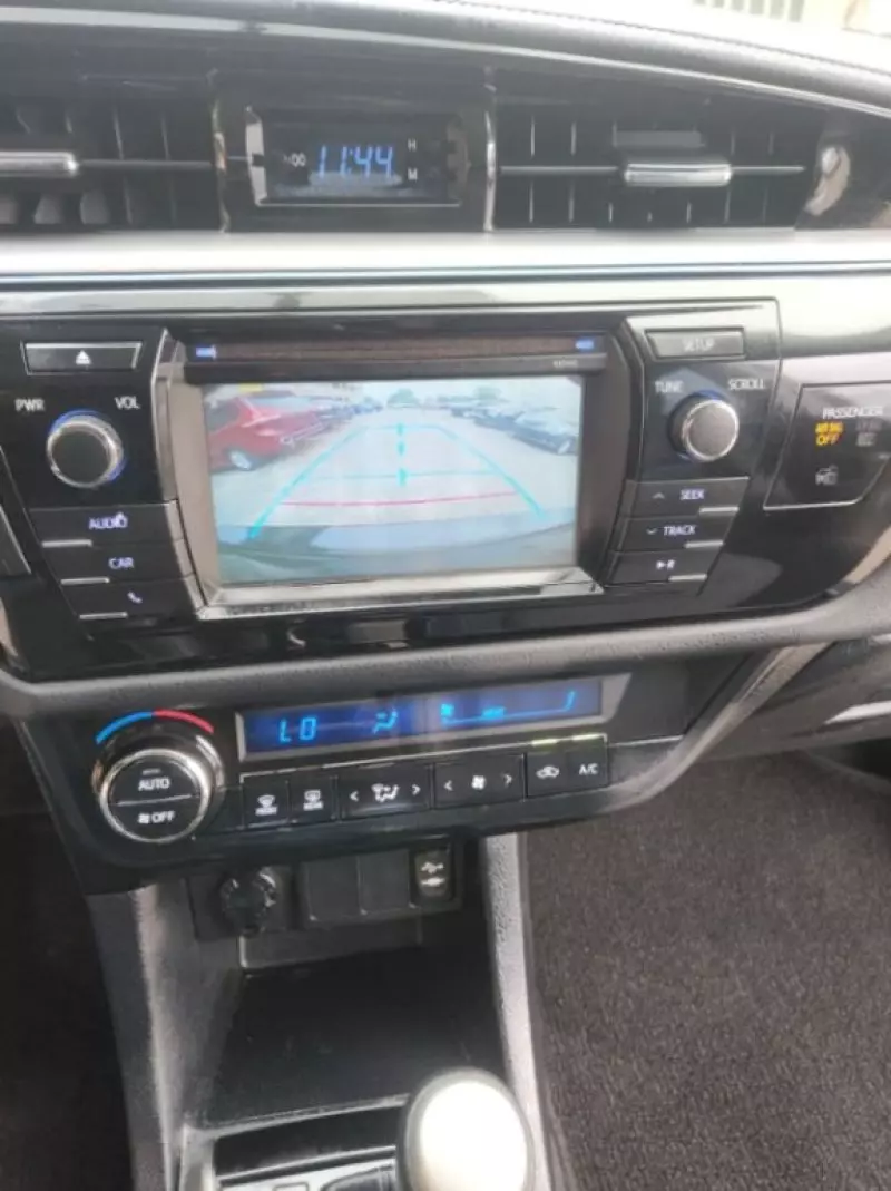 Toyota Corolla   - 2015