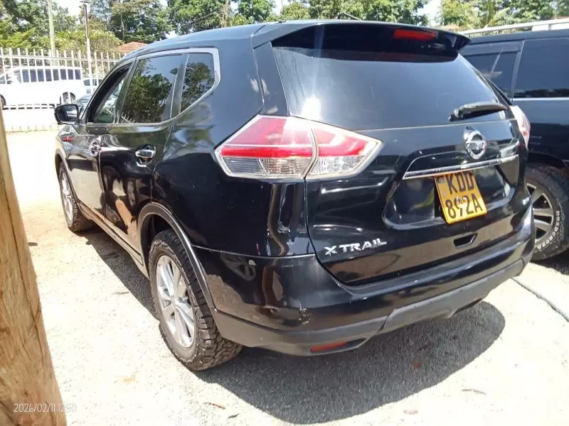 Nissan X-Trail   - 2014