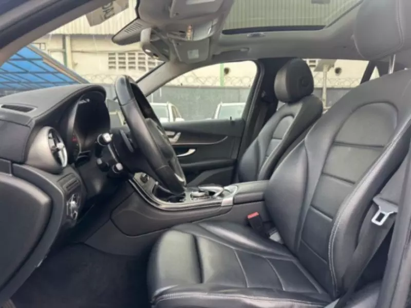 Mercedes-Benz GLC 300   - 2016