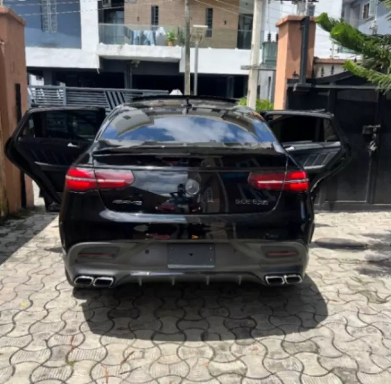 Mercedes-Benz GLE 63 AMG - 2016