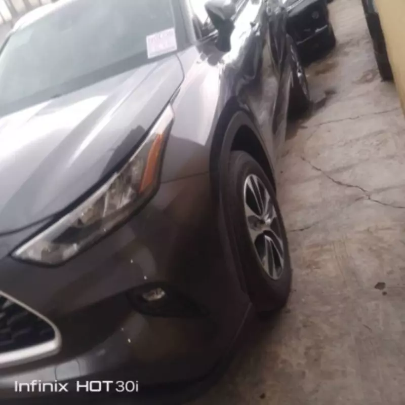 TOYOTA Highlander   - 2020