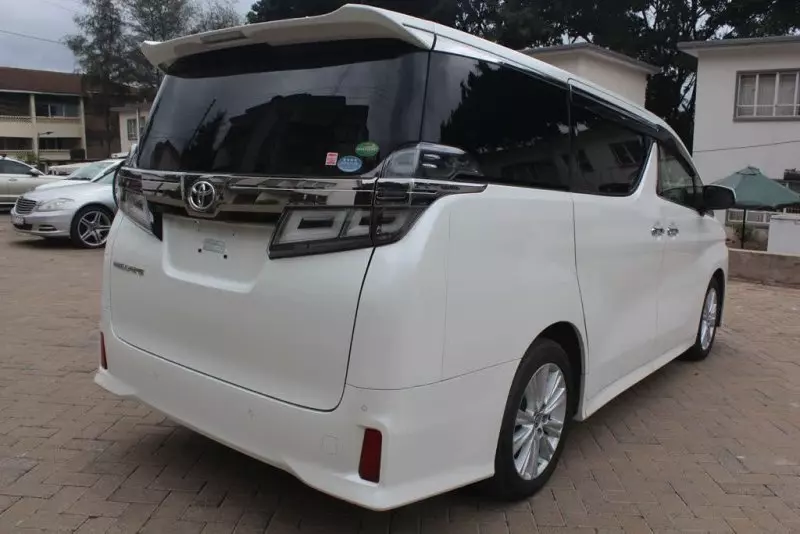 TOYOTA Vellfire    - 2019