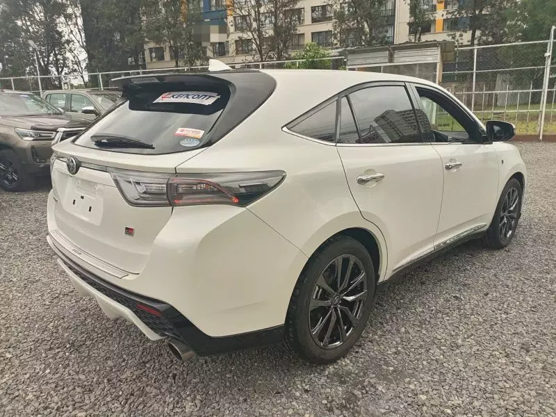 TOYOTA Harrier GR   - 2019