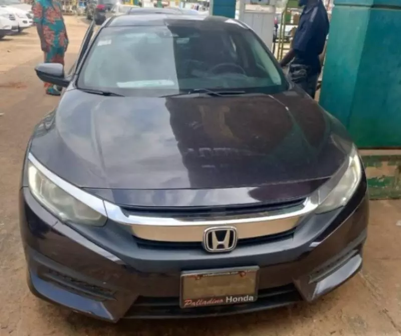 Honda Civic - 2016
