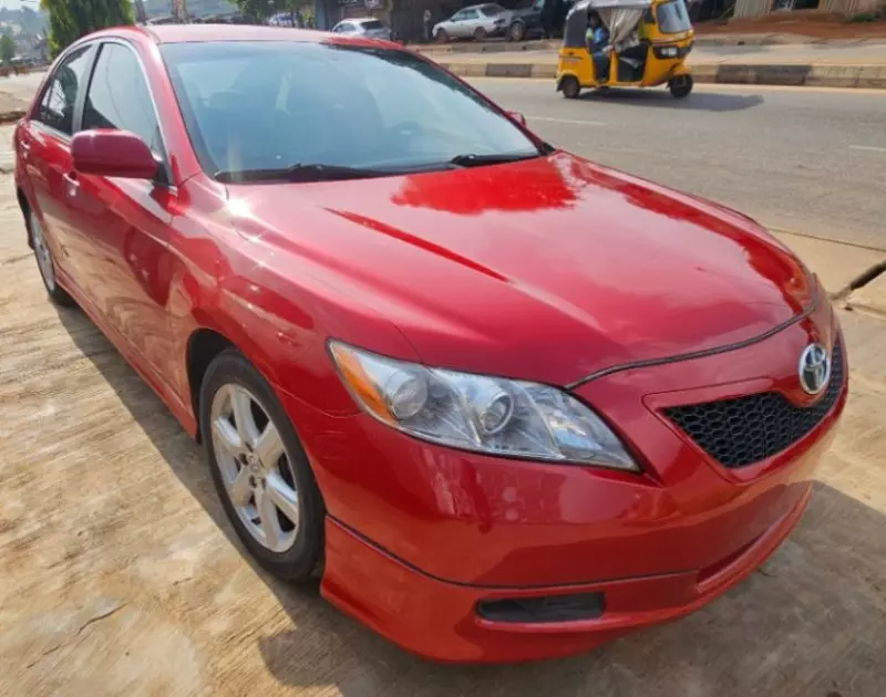 Toyota Camry   - 2007