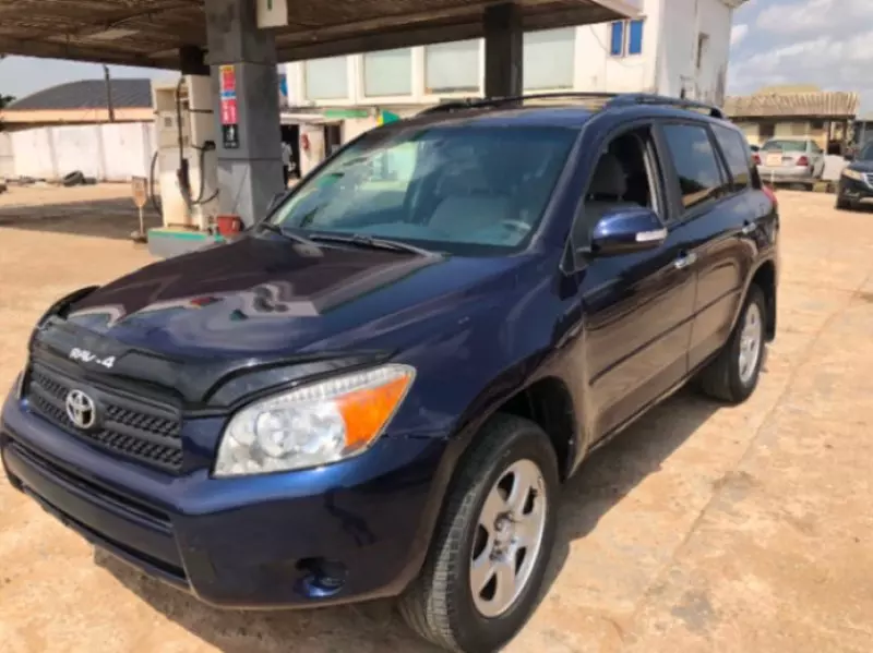 Toyota RAV4   - 2006
