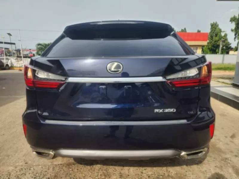 Lexus RX   - 2017
