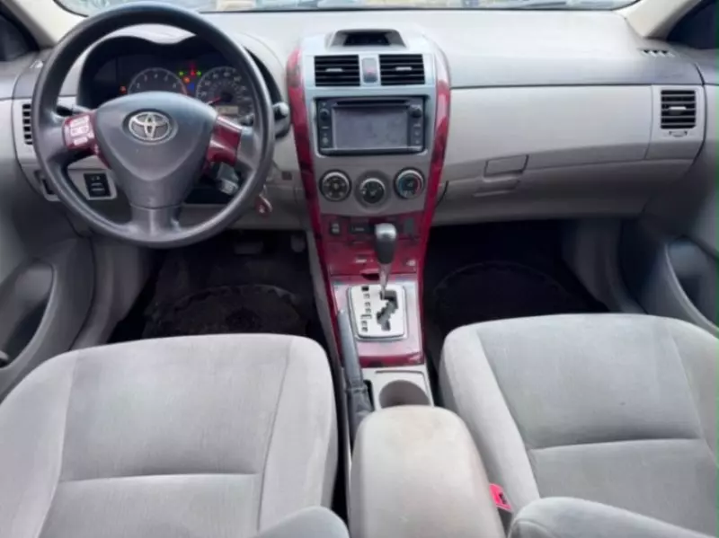 TOYOTA Corolla   - 2013