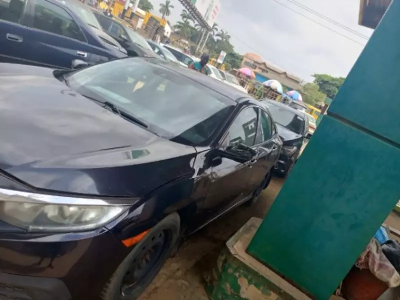 Honda Civic - 2016