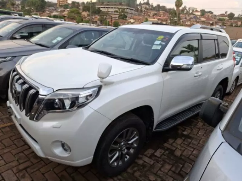Toyota Landcruiser prado TX   - 2017