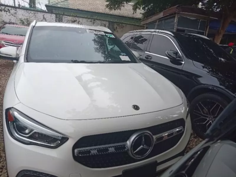 Mercedes-Benz GLA 250   - 2021