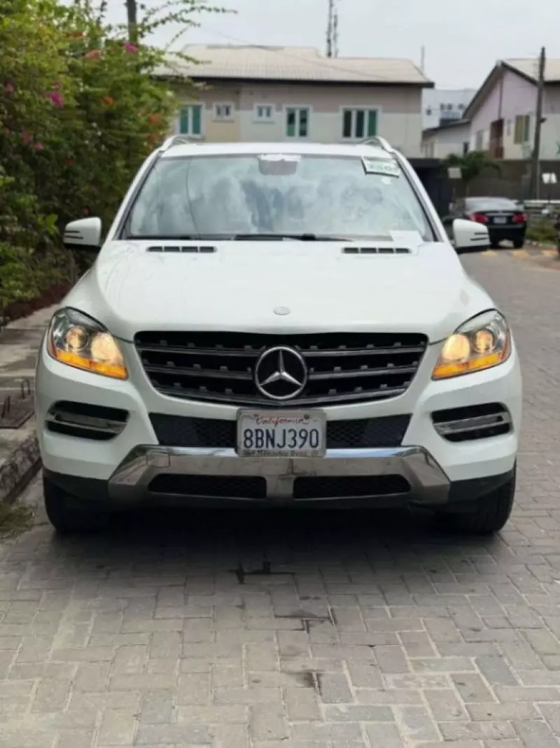 Mercedes-Benz ML 350   - 2012