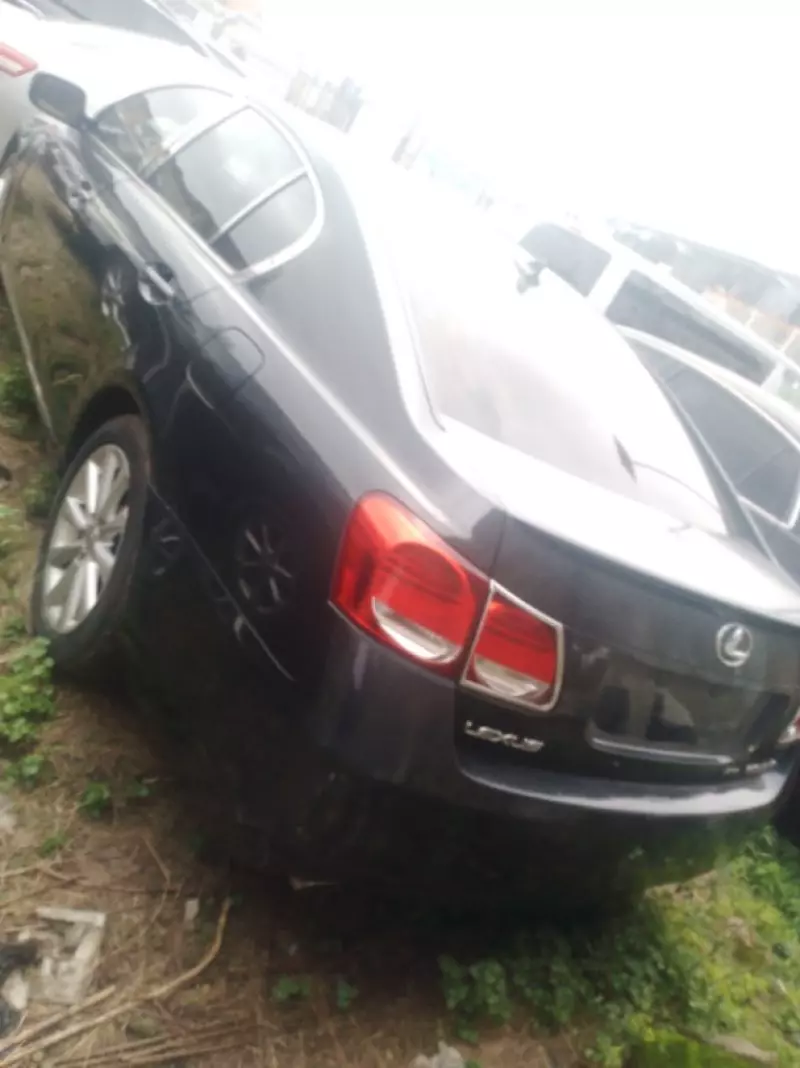 Lexus GS   - 2010