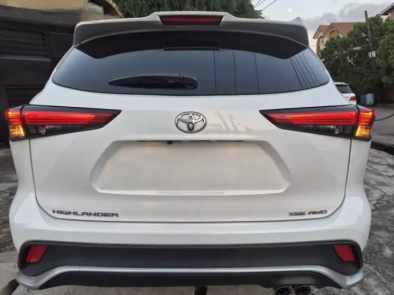 TOYOTA Highlander   - 2022