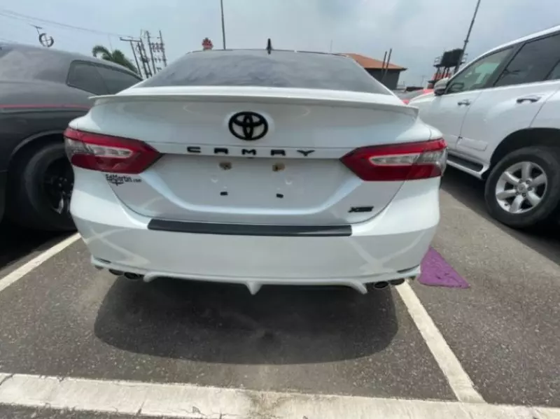 TOYOTA camry   - 2019