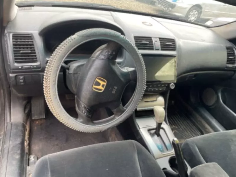 Honda Accord   - 2006